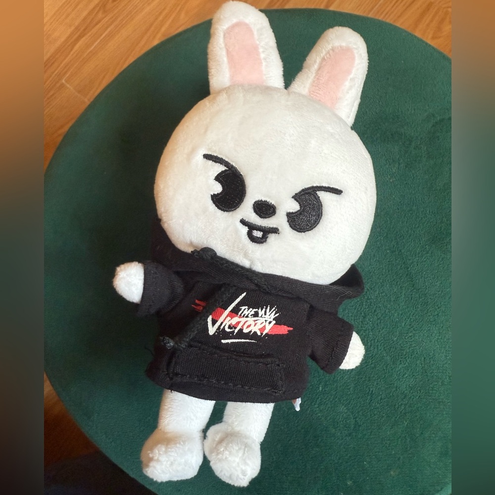 Leebit ~ SKZOO Victory Mini Plush